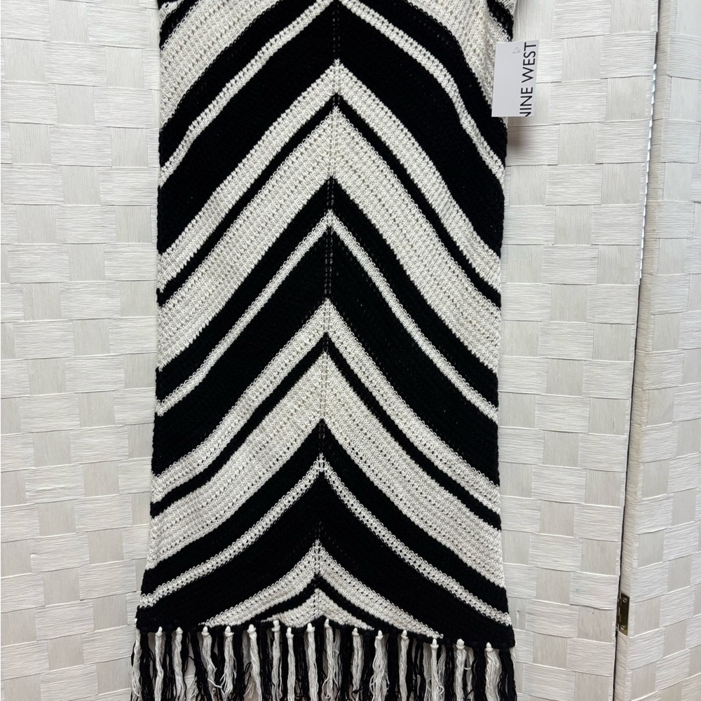 NWT Nine West Black and White Crochet Skirt With Fringe Large